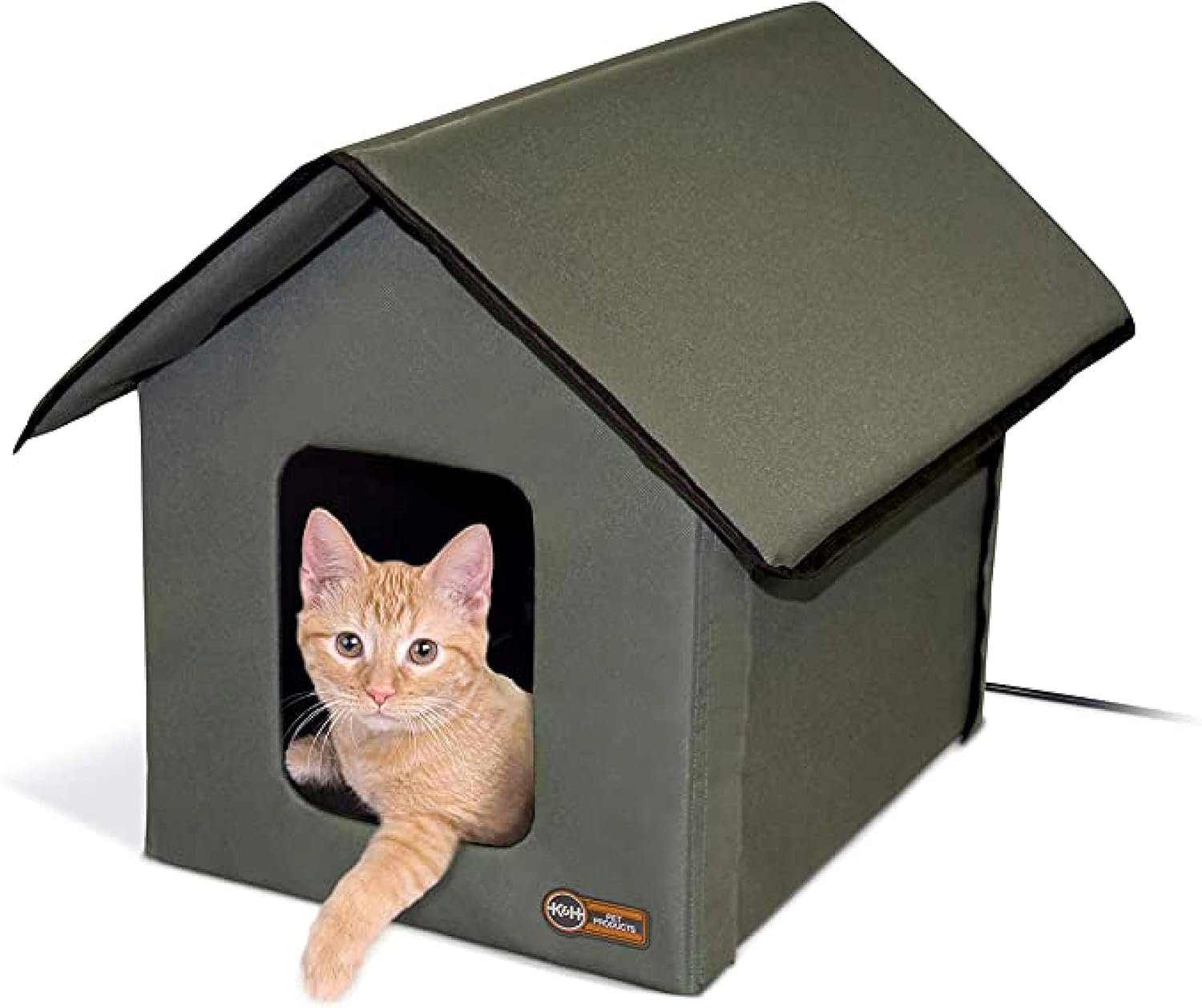 PetSafe Heated Cat House weatherproof shelter